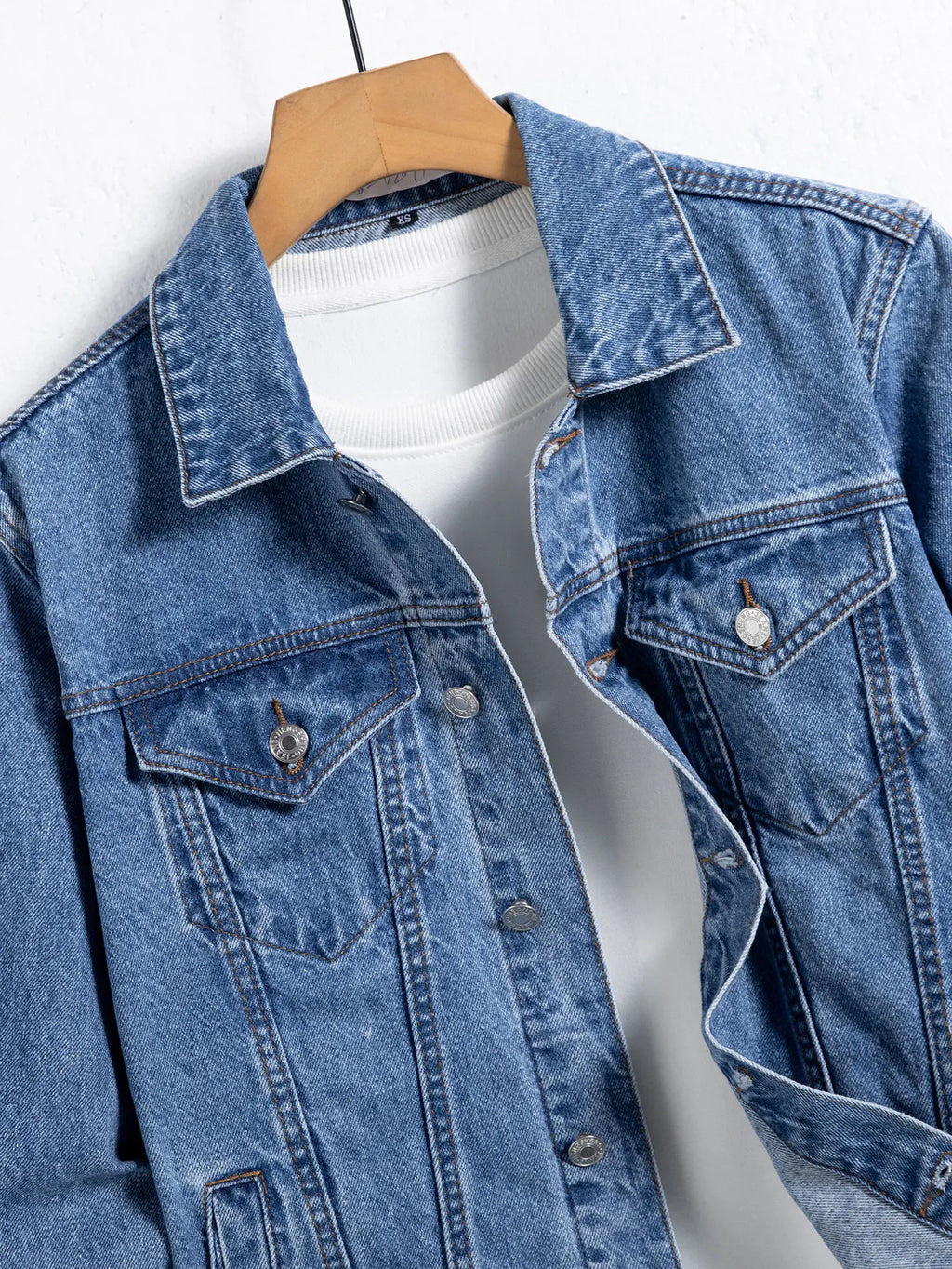 Men’s Multi-Pocket Denim Jacket