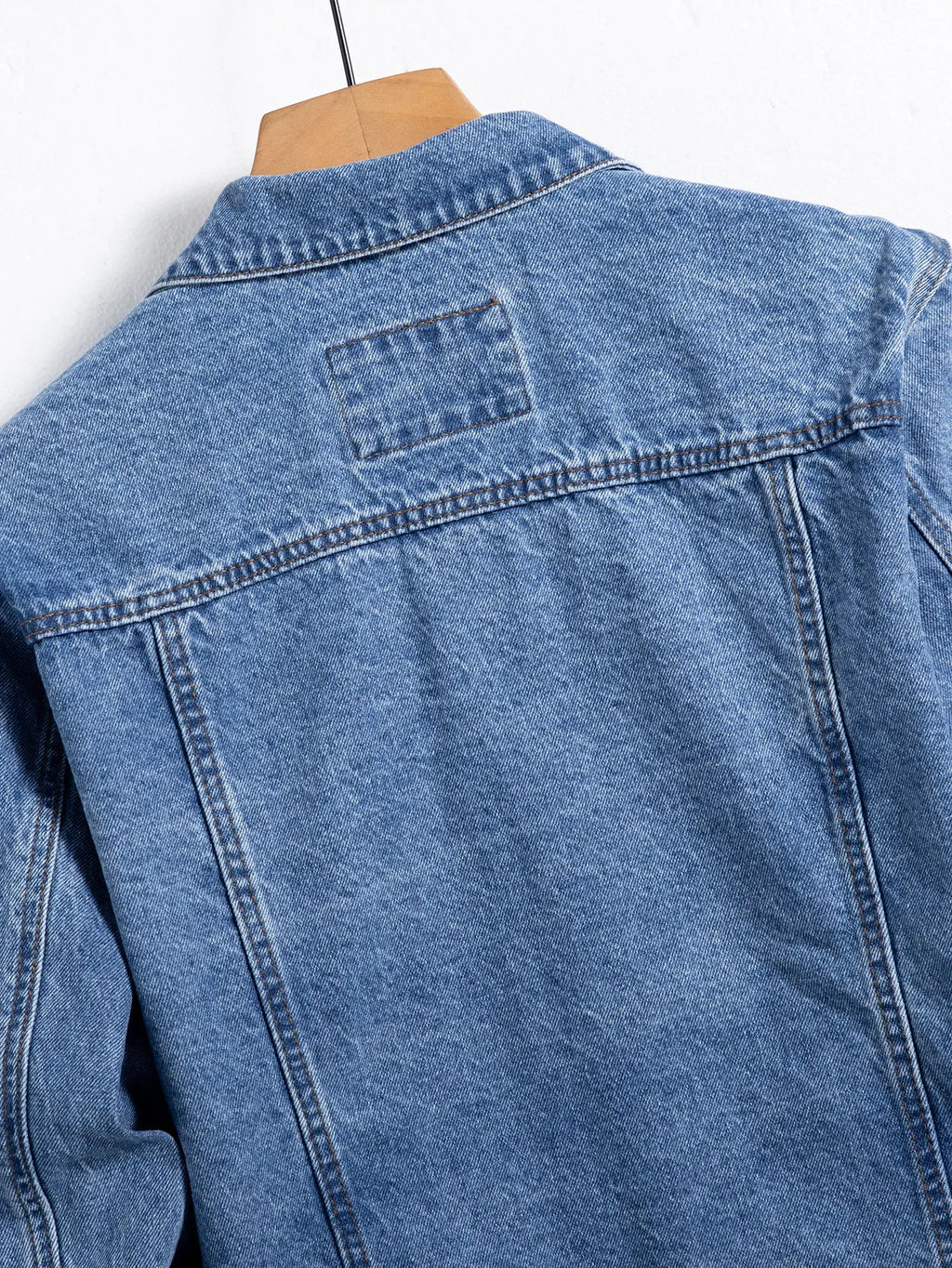 Men’s Multi-Pocket Denim Jacket