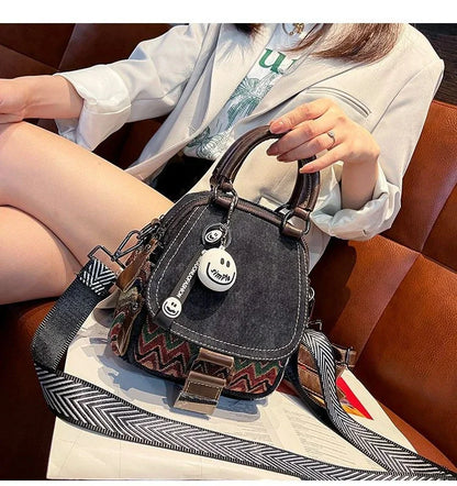 Women’s Denim Embroidered Backpack – Retro Ethnic Crossbody Bag